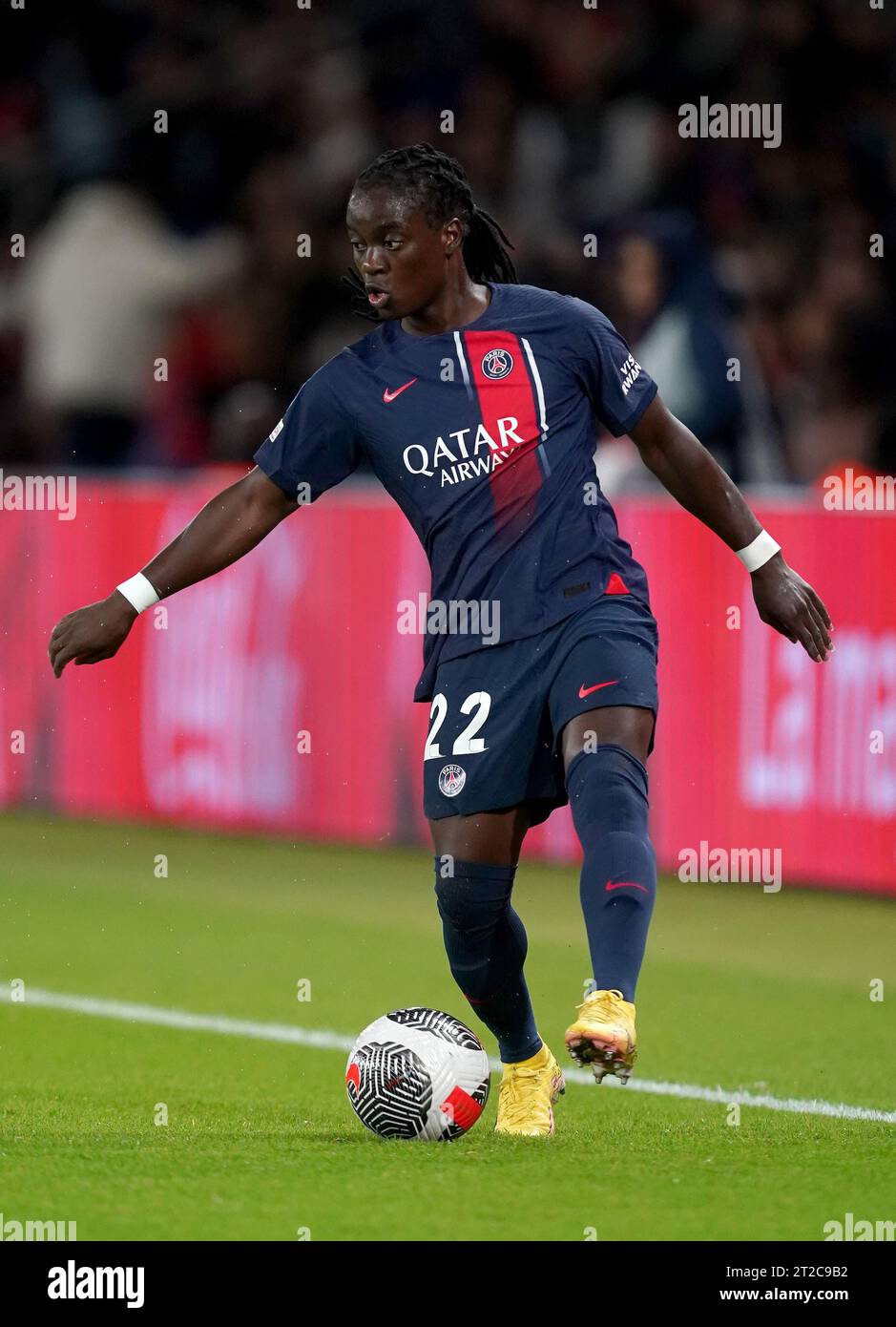 Tabitha Chawinga, du Paris Saint-Germain, lors du match de qualification au deuxième tour de la Ligue des champions féminine de l'UEFA au Parc des Princes à Paris, en France. Date de la photo : mercredi 18 octobre 2023. Banque D'Images