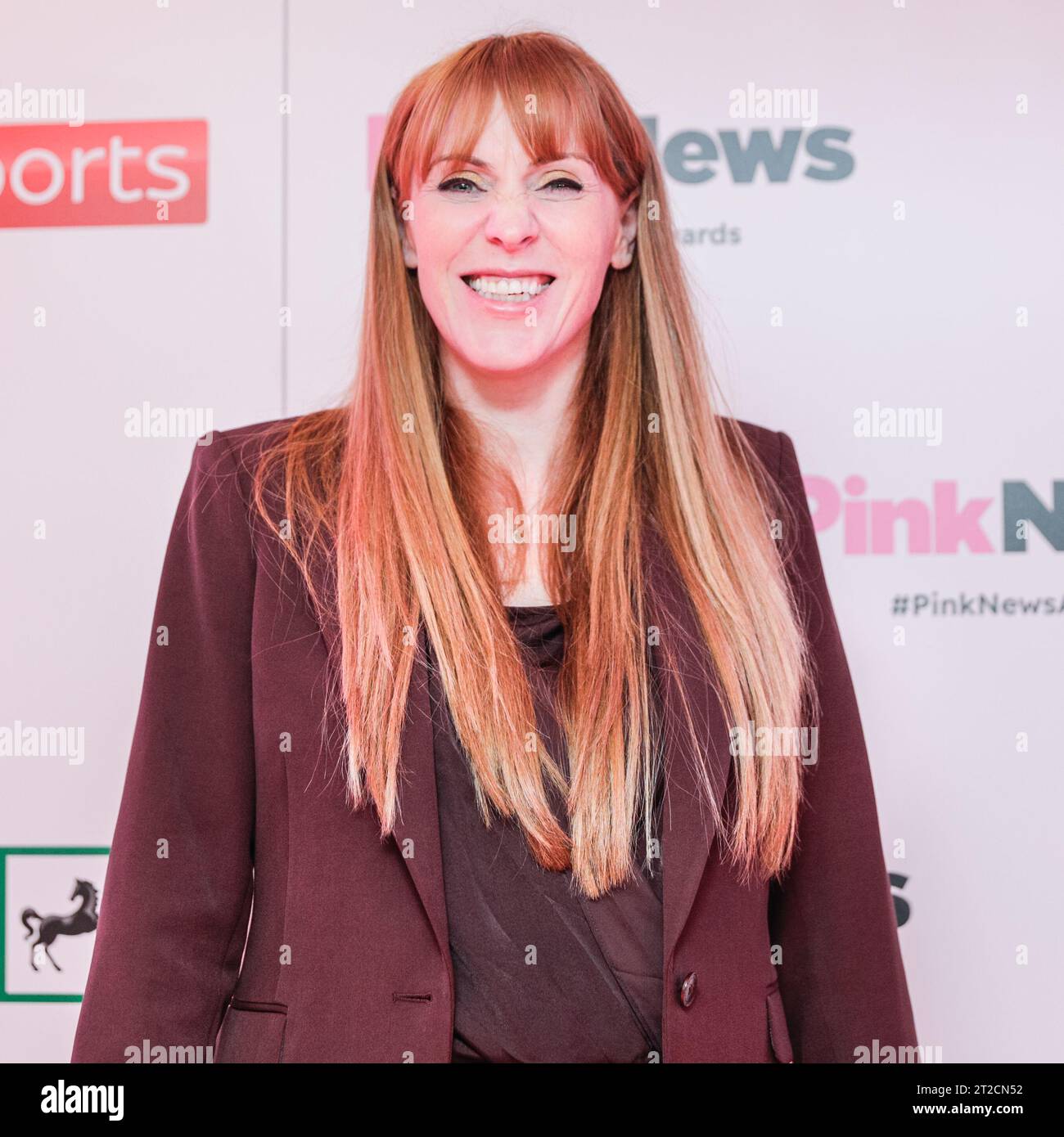 Londres, Royaume-Uni. 18 octobre 2023. Les Pink News Awards célèbrent la pensée progressiste et la culture queer de renommée mondiale dans les domaines du divertissement, de la politique, du sport et des affaires. Crédit : Imageplotter/Alamy Live News Banque D'Images