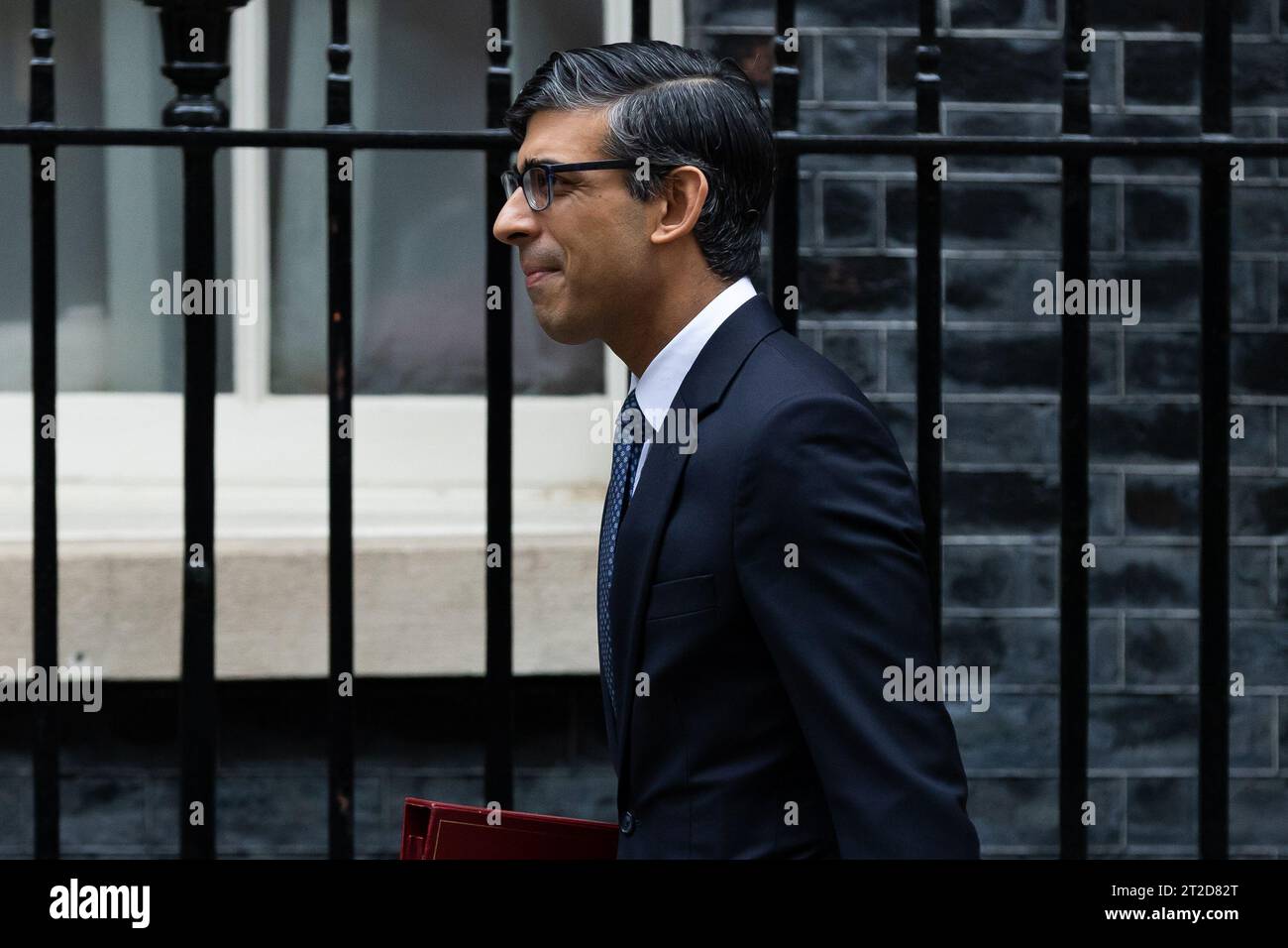 Le Premier ministre Rishi Sunak quitte le 10 Downing Street pour que le Parlement prenne les questions du Premier ministre à Londres. (Photo de Tejas Sandhu / SOPA Images/Sipa USA) Banque D'Images