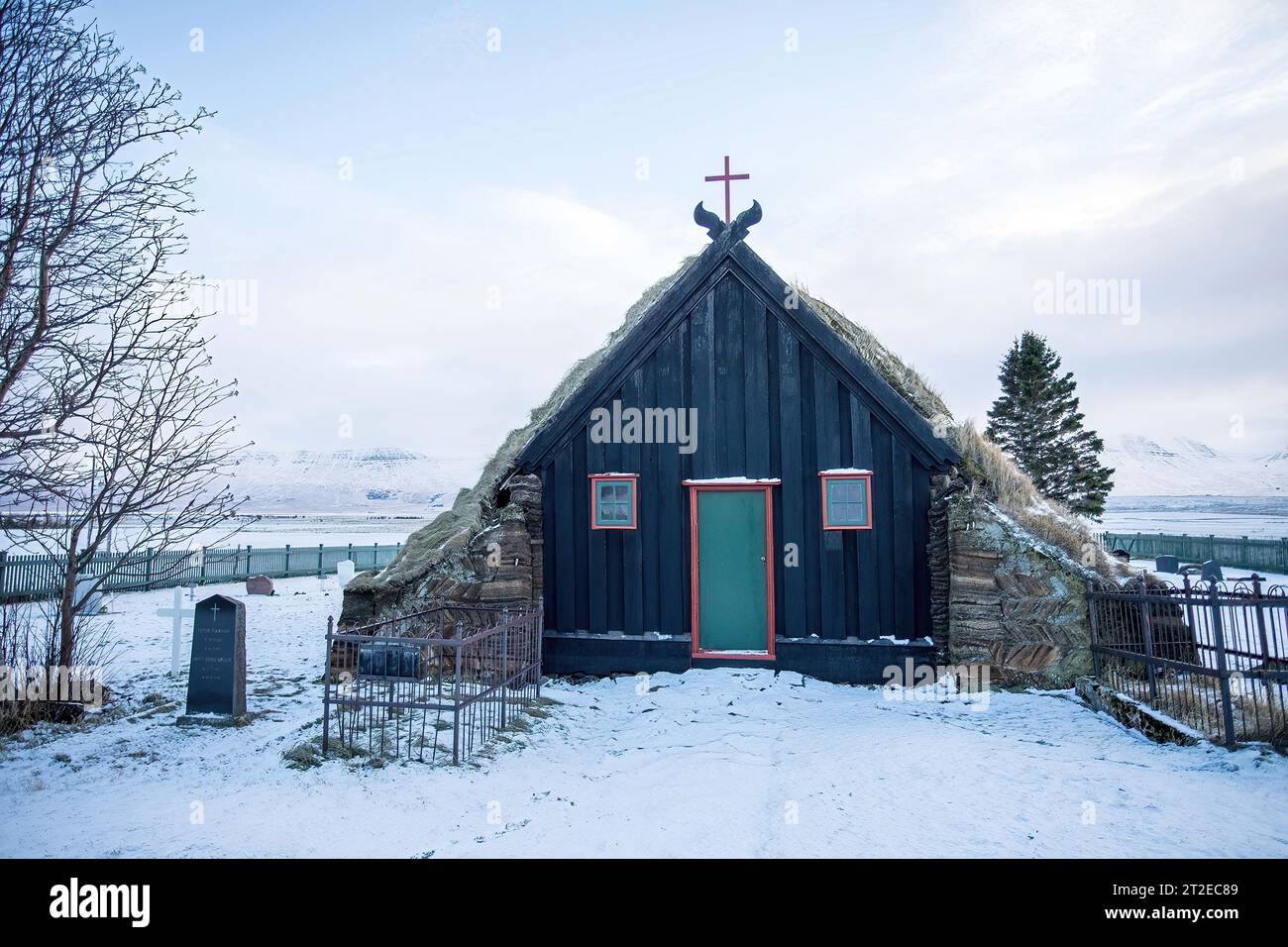 Une vieille église de gazon Banque D'Images