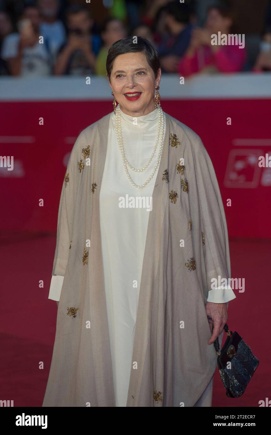 Italie, Rome, 18 octobre 2023. 18e Festival du film de Rome 2023 photo : Isabella Rossellini photo © Fabio Mazzarella/Sintesi/Alamy Live News Banque D'Images