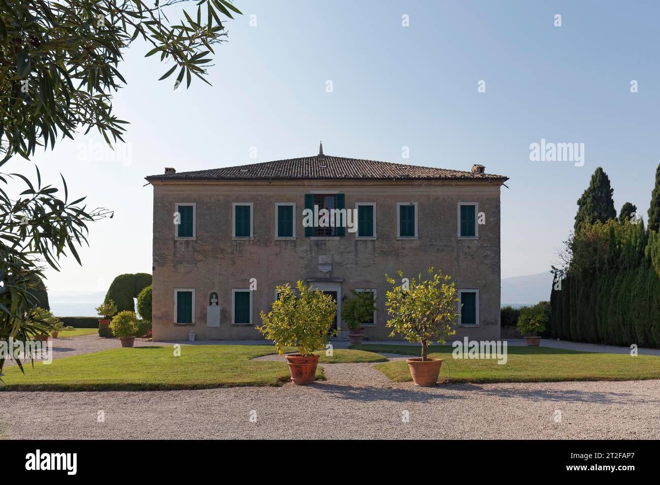 Historique Villa Guarienti, style Renaissance, maître constructeur Sanmicheli, péninsule de Punta San Vigilio, rive orientale du lac de Garde, Vénétie, province de Banque D'Images