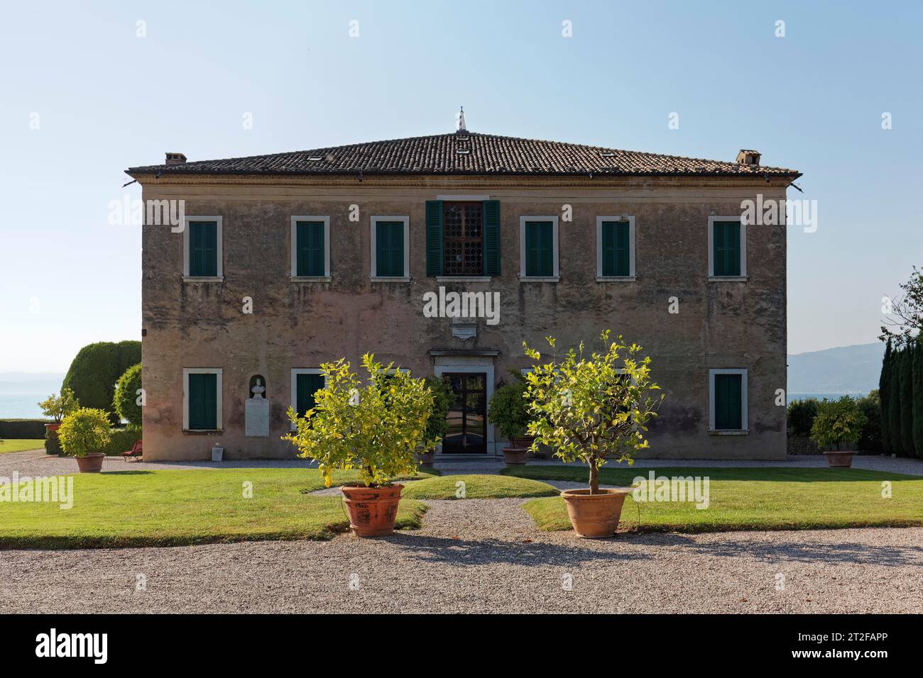 Historique Villa Guarienti, style Renaissance, maître constructeur Sanmicheli, péninsule de Punta San Vigilio, rive orientale du lac de Garde, Vénétie, province de Banque D'Images