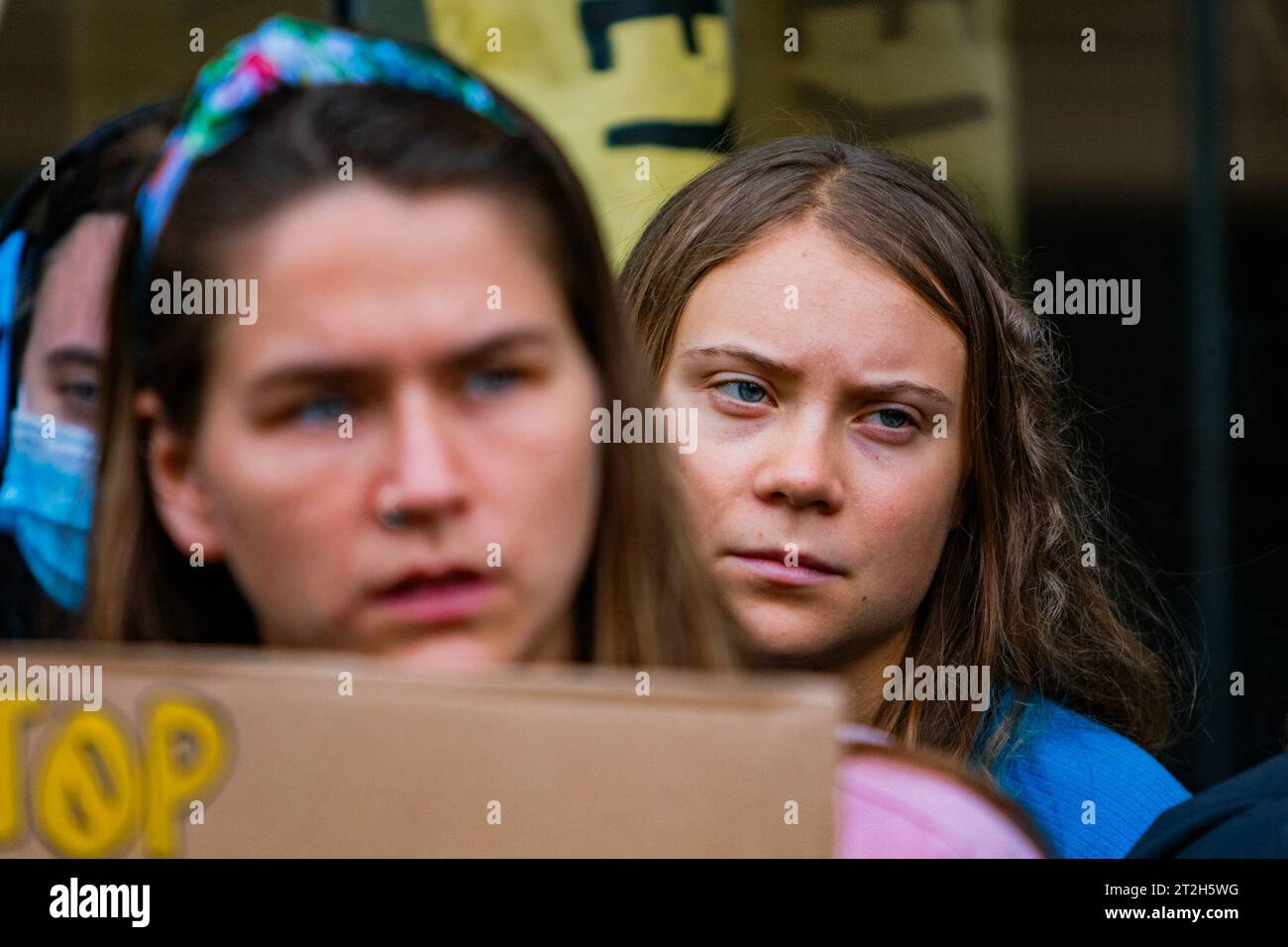 GRETA Thunberg se joint aux militants de Fossil Free London dans des marches de protestation et des actions directes Banque D'Images