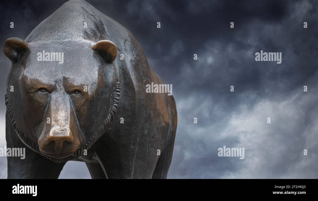 Bear Market - a Bear symbolise la chute des prix et les tendances à la baisse sur le marché financier et se tient devant la Bourse de Francfort Banque D'Images