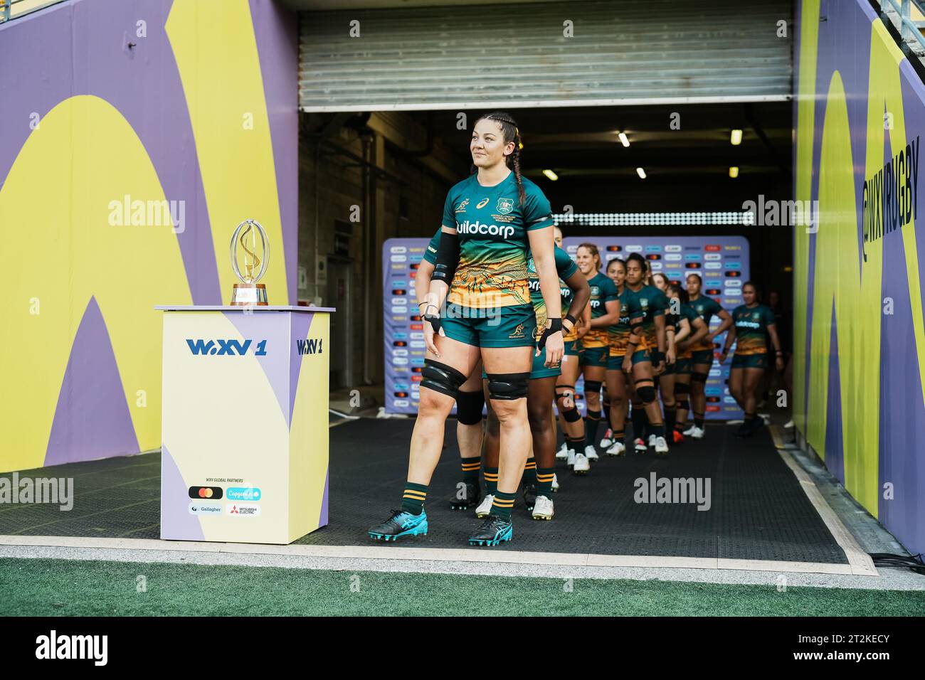 Wellington, Nouvelle-Zélande. 20 octobre 2023. La capitaine australienne Michaela Leonard sourit alors qu’elle est sur le point de mener son équipe sur le parc. Angleterre vs Australie. WXV1 Rugby International. Match 1. Wellington. Nouvelle-Zélande. (Joe SERCI/SPP) crédit : SPP Sport Press photo. /Alamy Live News Banque D'Images