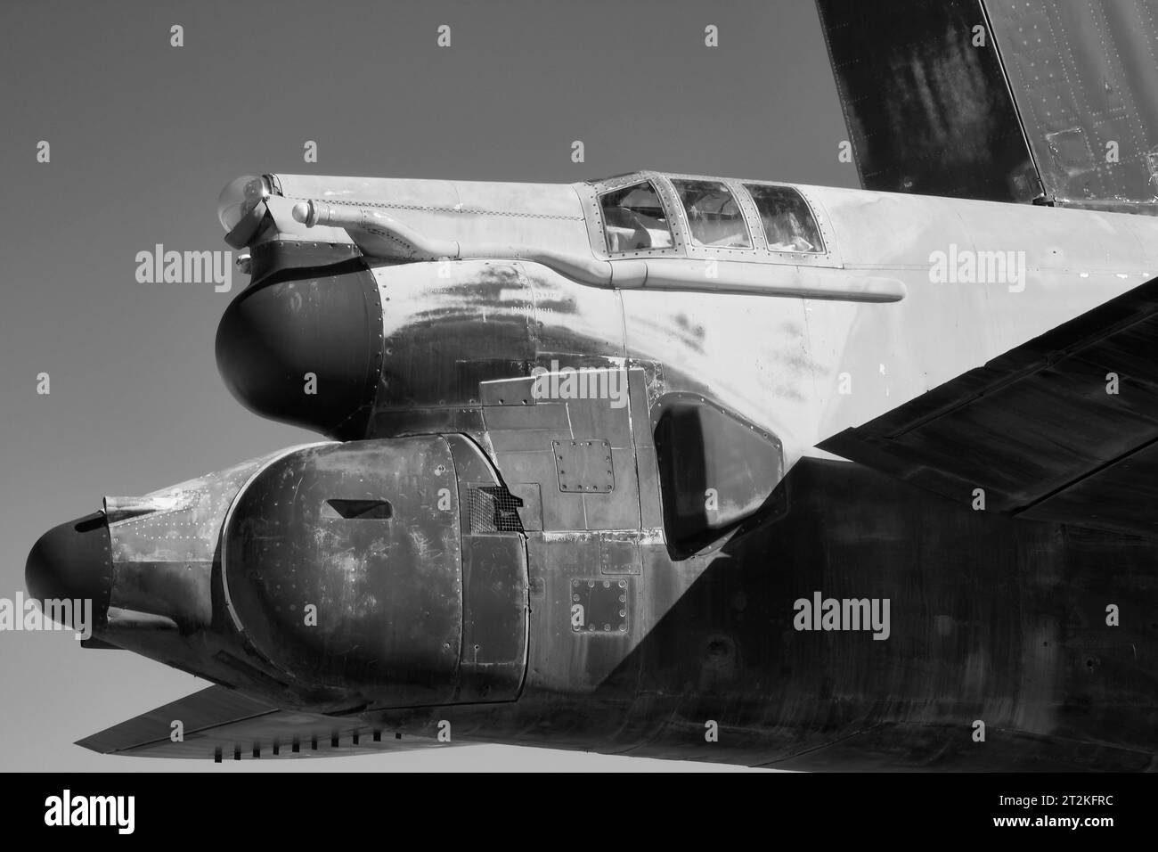 Photo en noir et blanc de l'armement 'Quad' Tail Gun (4 x .50') sur Un Boeing B-52 Stratofortress, conservé au Musée de l'Air et de l'espace de Pima. Banque D'Images