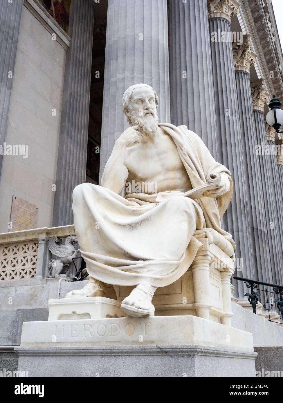Statue d'Hérodote, sculpture devant le Parlement à Vienne, Autriche Banque D'Images