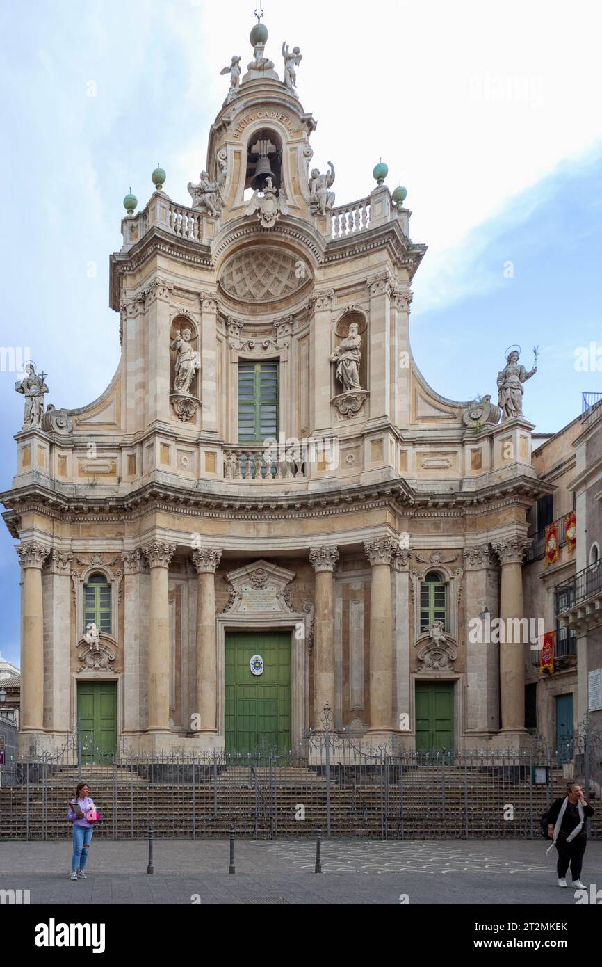 L'ancienne basilique royale et éminente collégiale de notre-Dame de l'aumône, Antichissima Regia ed Insigne Basilica Collegiata di Maria Santissima dell' Banque D'Images