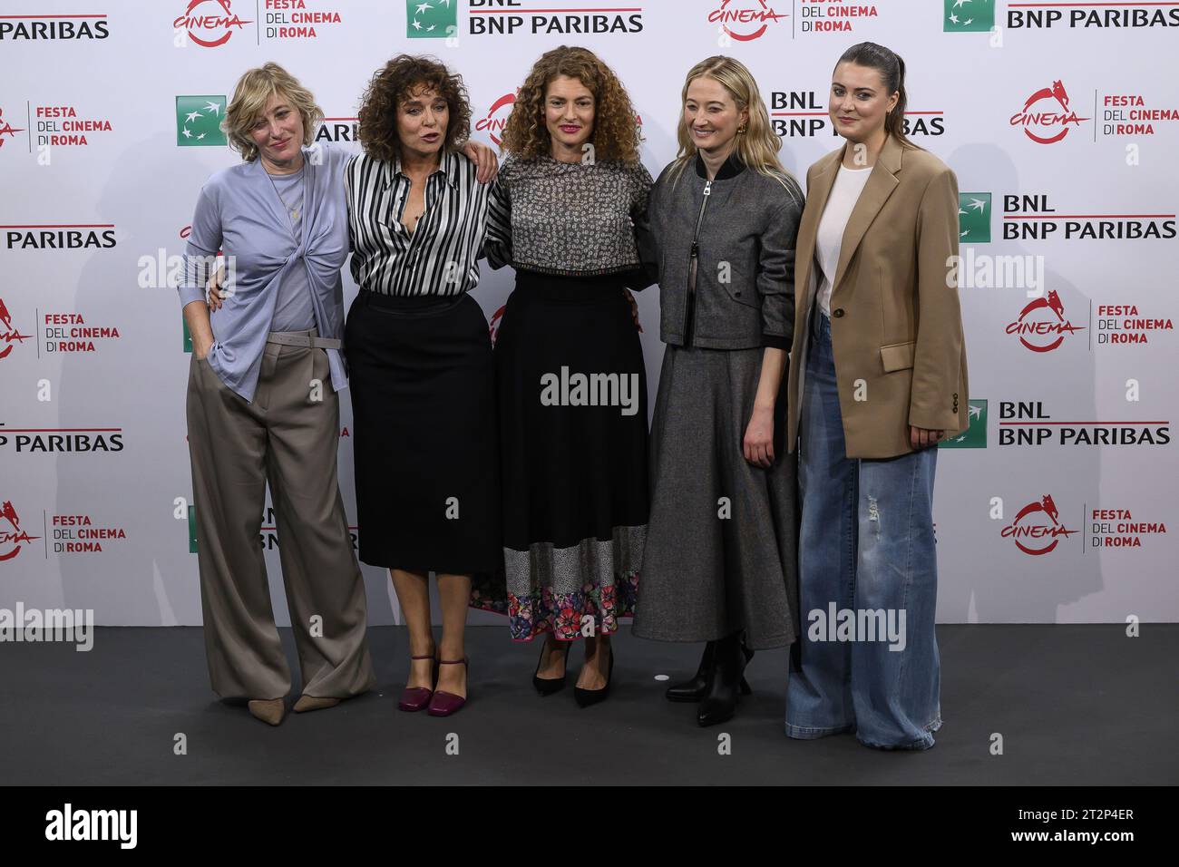 Valeria Bruni Tedeschi, Valeria Golino, Ginevra Elkann, Alba Rohrwacher et Sofia Panizzi assistent à un Photocall pour le film « te lo avevo detto » Banque D'Images