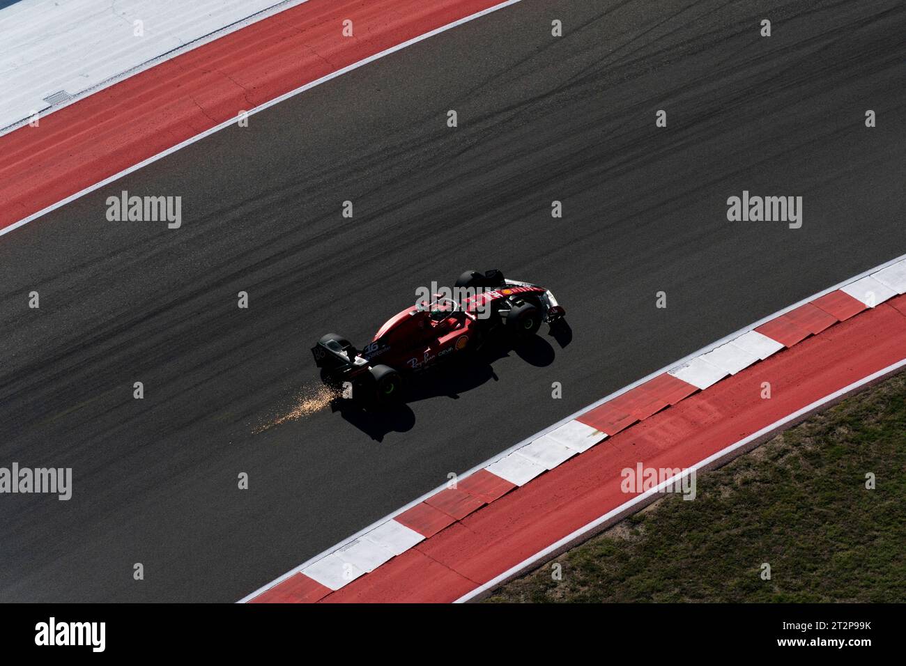 Austin, États-Unis. 20 octobre 2023. Charles Leclerc, pilote de Formule 1 de Monaco de la Scuderia Ferrari, participe aux qualifications pour le Grand Prix de Formule 1 des États-Unis sur le circuit des Amériques à Austin, Texas, le vendredi 20 octobre 2023. Photo de Greg Nash/UPI crédit : UPI/Alamy Live News Banque D'Images