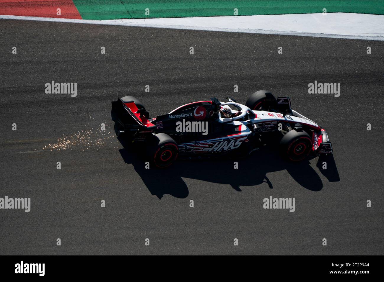 Austin, États-Unis. 20 octobre 2023. Kevin Magnussen, pilote danois de Formule 1 de Haas F1 Team, participe aux qualifications pour le Grand Prix de Formule 1 des États-Unis sur le circuit des Amériques à Austin, Texas, le vendredi 20 octobre 2023. Photo de Greg Nash/UPI crédit : UPI/Alamy Live News Banque D'Images