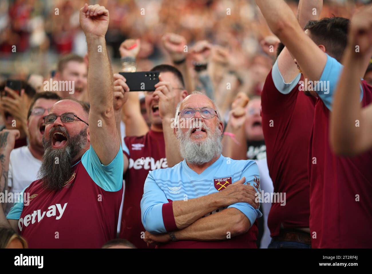 West Ham United fans - West Ham United v Chelsea, Premier League, London Stadium, Londres, Royaume-Uni - 20 août 2023 usage éditorial uniquement - des restrictions DataCo s'appliquent Banque D'Images