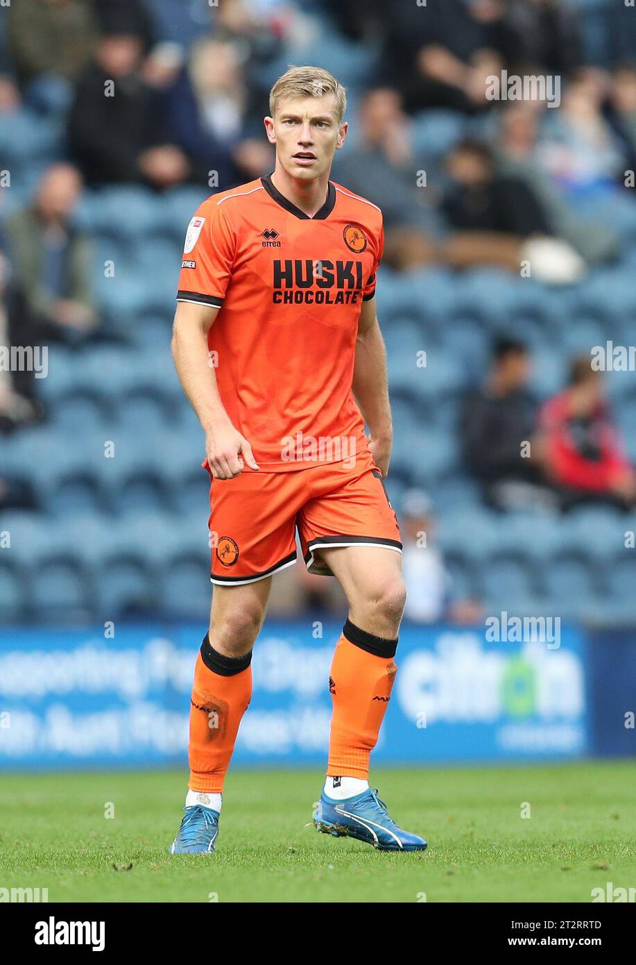 Deepdale, Preston, Royaume-Uni. 21 octobre 2023. EFL Championship football, Preston North End contre Millwall ; Zian Flemming de Millwall Credit : action plus Sports/Alamy Live News Banque D'Images