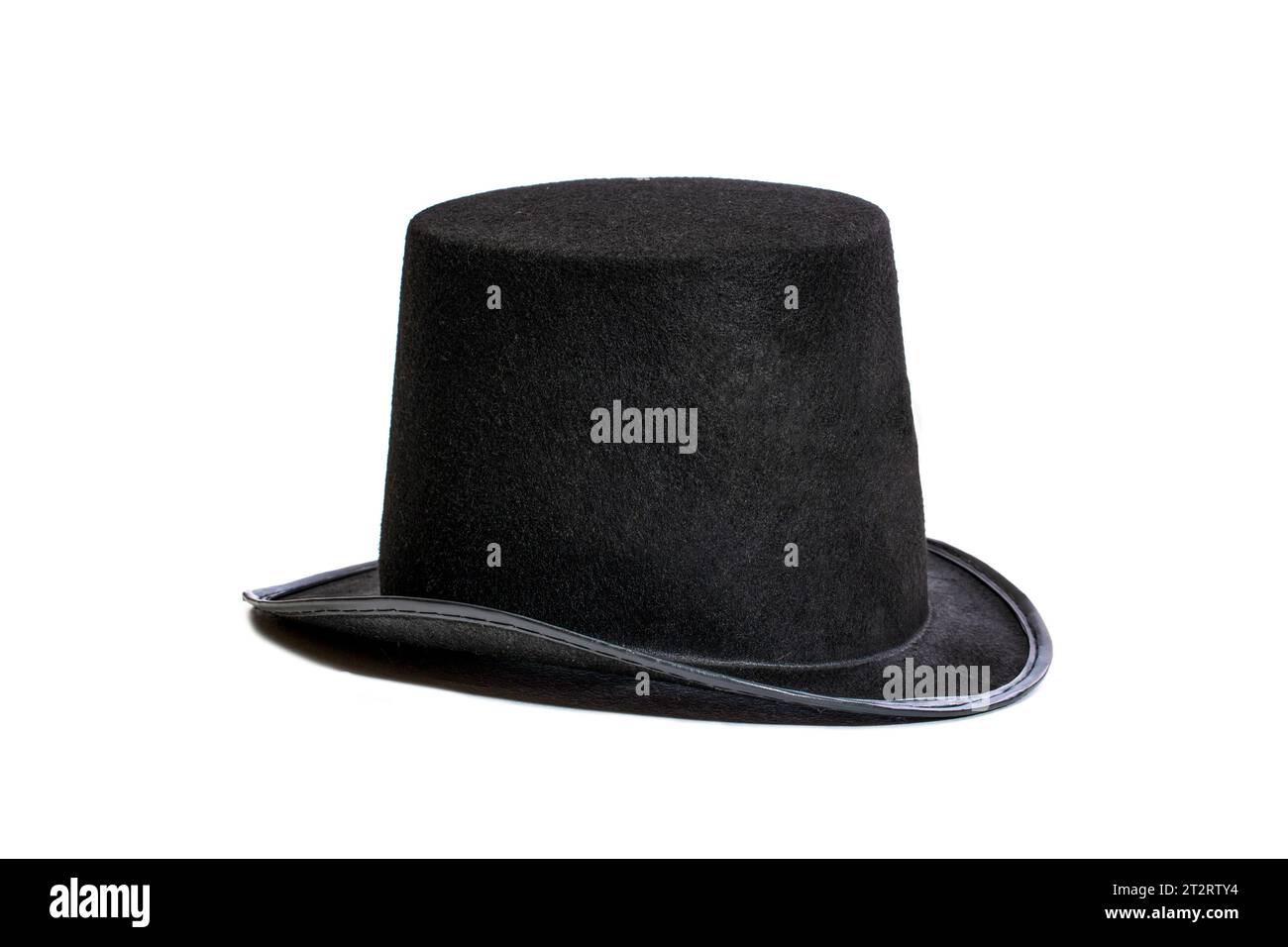 Chapeau haut noir pour homme sur fond blanc Banque D'Images