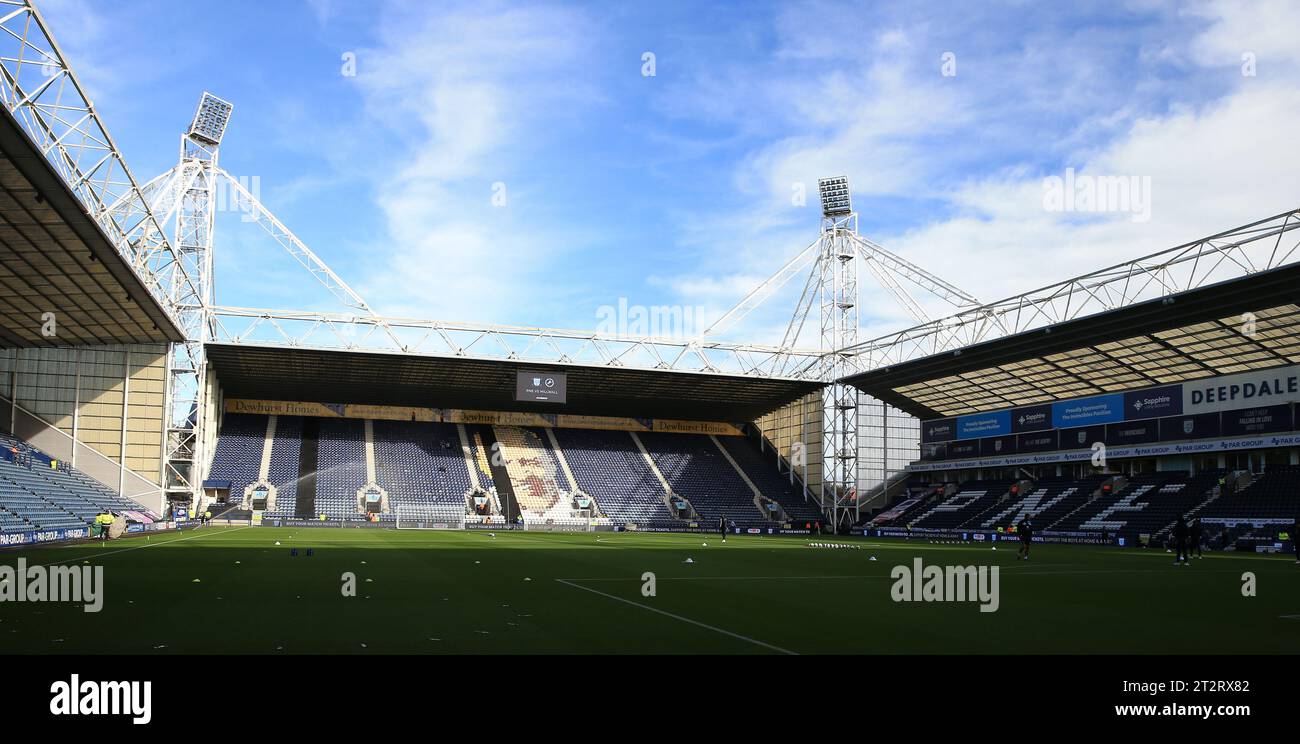 Deepdale, Preston, Royaume-Uni. 21 octobre 2023. EFL Championship football, Preston North End contre Millwall ; une vue du stade et du terrain crédit : action plus Sports/Alamy Live News Banque D'Images