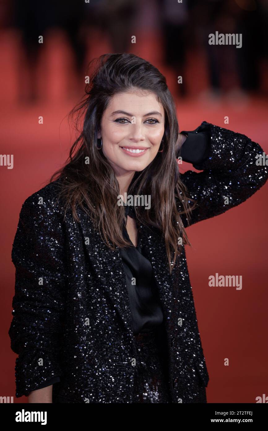 Rome, Italie - 20 octobre 2023 : Alessandra Mastronardi assiste au tapis rouge du film Maria Callas Lettere e e Memorie au Rome film Fest 2023 à l'Auditorium Parco della Musica. Crédit : Gennaro Leonardi/Alamy Live News Banque D'Images