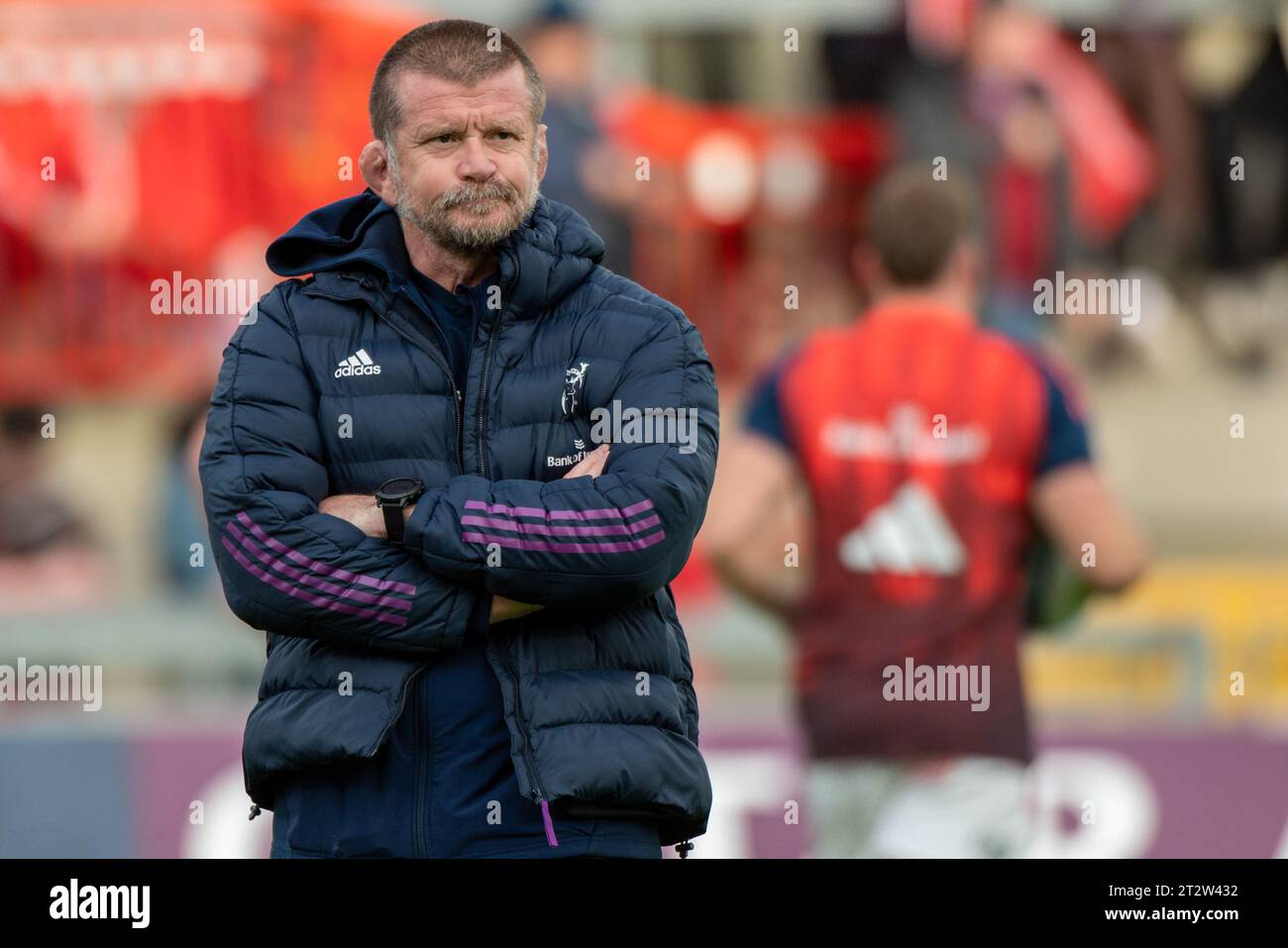 Limerick, Irlande. 21 octobre 2023. Graham Rowntree, entraîneur-chef de Munster, lors du match de la ronde 1 du championnat United Rugby entre Munster Rugby et Hollywoodbets Sharks au Thomond Park à Limerick, Irlande, le 21 octobre 2023 (photo Andrew Surma/ crédit : SIPA USA/Alamy Live News Banque D'Images