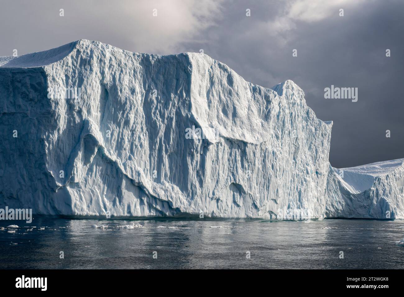 Groenland, Ilulissat. Disko Bay, célèbre pour ses grands icebergs. Banque D'Images