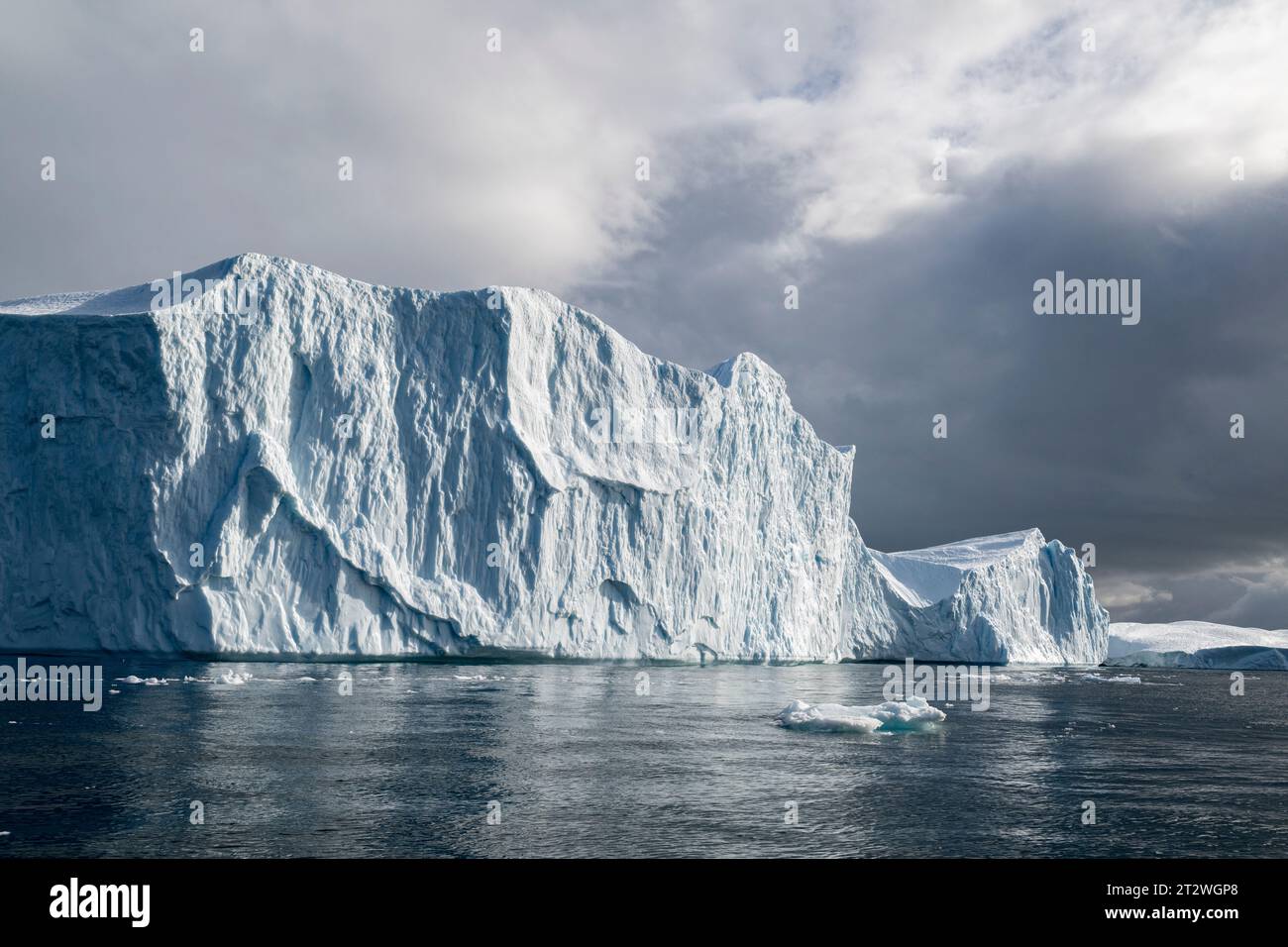 Groenland, Ilulissat. Disko Bay, célèbre pour ses grands icebergs. Banque D'Images