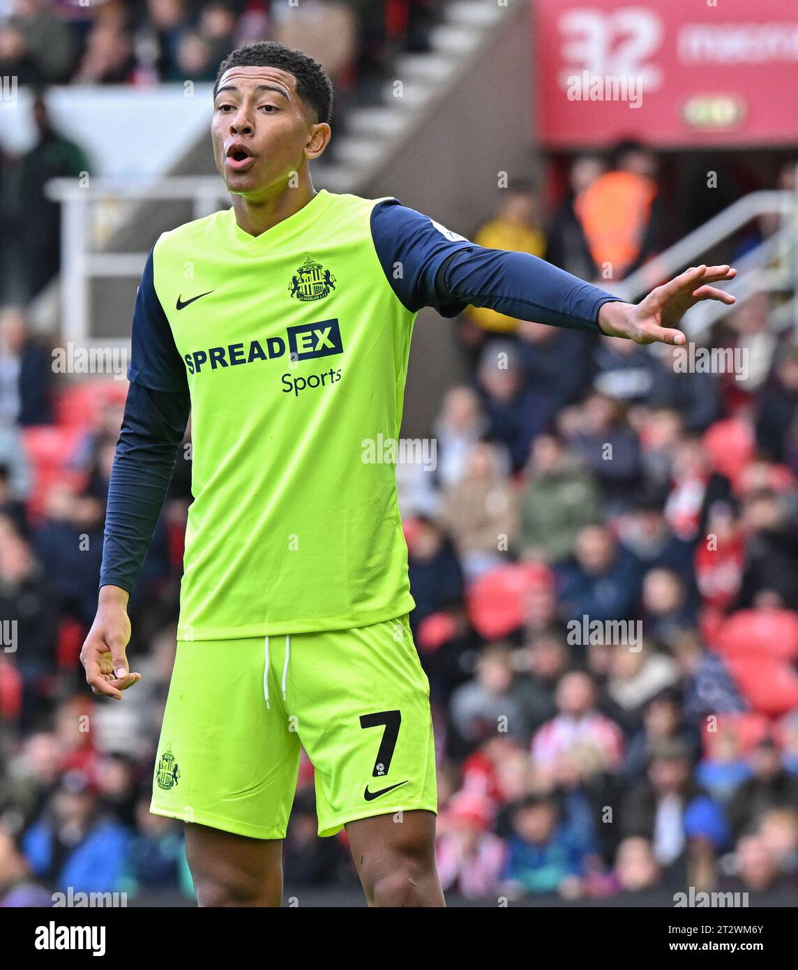 Jobe Bellingham 7# de Sunderland Association football Club, lors du Sky Bet Championship Match Stoke City vs Sunderland au Bet365 Stadium, Stoke-on-Trent, Royaume-Uni, 21st octobre 2023 (photo de Cody Froggatt/News Images) Banque D'Images