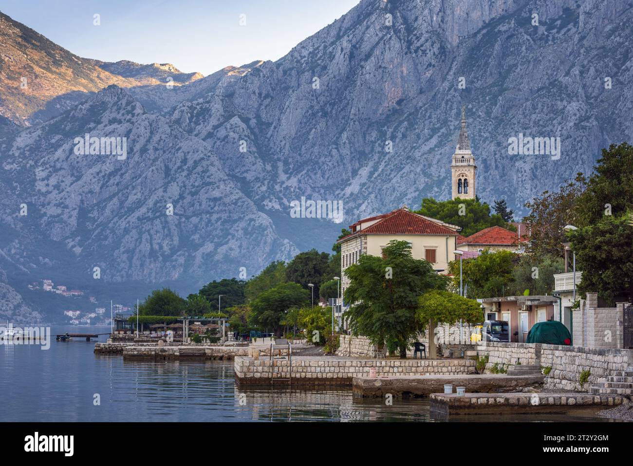 Dobrota est une ville de la municipalité de Kotor, au Monténégro. Banque D'Images