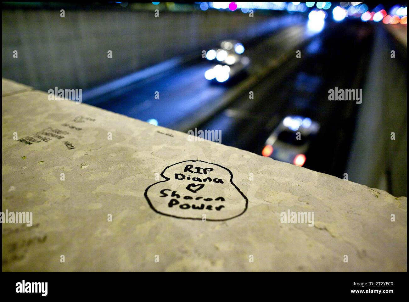 Viaduc du Pont de l'Alma à Paris. L'endroit où Lady Diana Frances Spenser est morte dans un accident de voiture en août 1977.France. vvbvanbree fotografie Banque D'Images