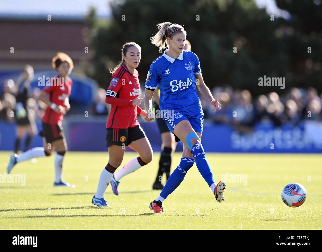 Liverpool, Royaume-Uni. 22 octobre 2023. Justine Vanhaevermaet d'Everton lors du match de la FA Women's Super League à Walton Hall Park, Liverpool. Le crédit photo devrait être : Gary Oakley/Sportimage crédit : Sportimage Ltd/Alamy Live News Banque D'Images