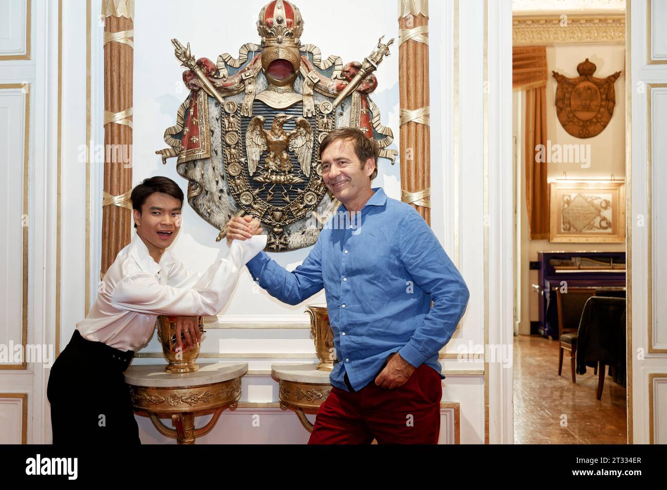 Paris, France. 11 octobre 2023. Jeremy Bellet et Thierry Samitier assistent au Palais Vivienne à Paris Banque D'Images