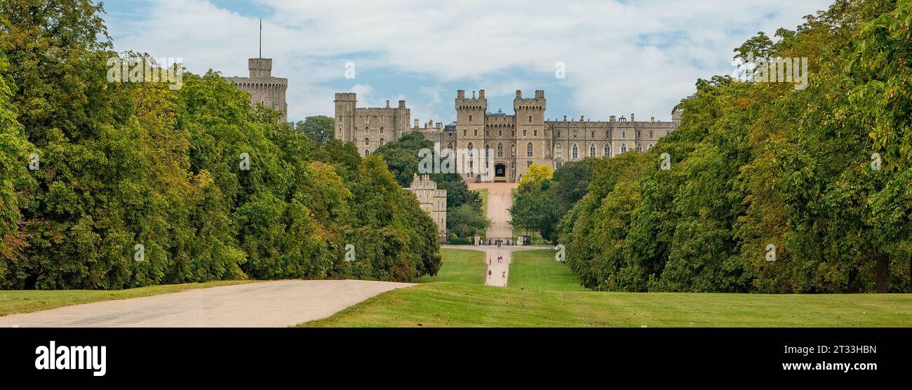 The long Walk, Windsor Castle, Windsor, Berkshire, Angleterre Banque D'Images