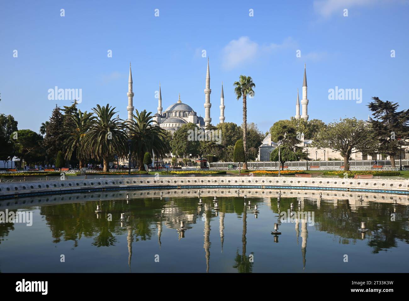 Attractions dans le quartier historique d'Istanbul. Place Sultanahmet à Istanbul, Mosquée Bleue. Banque D'Images