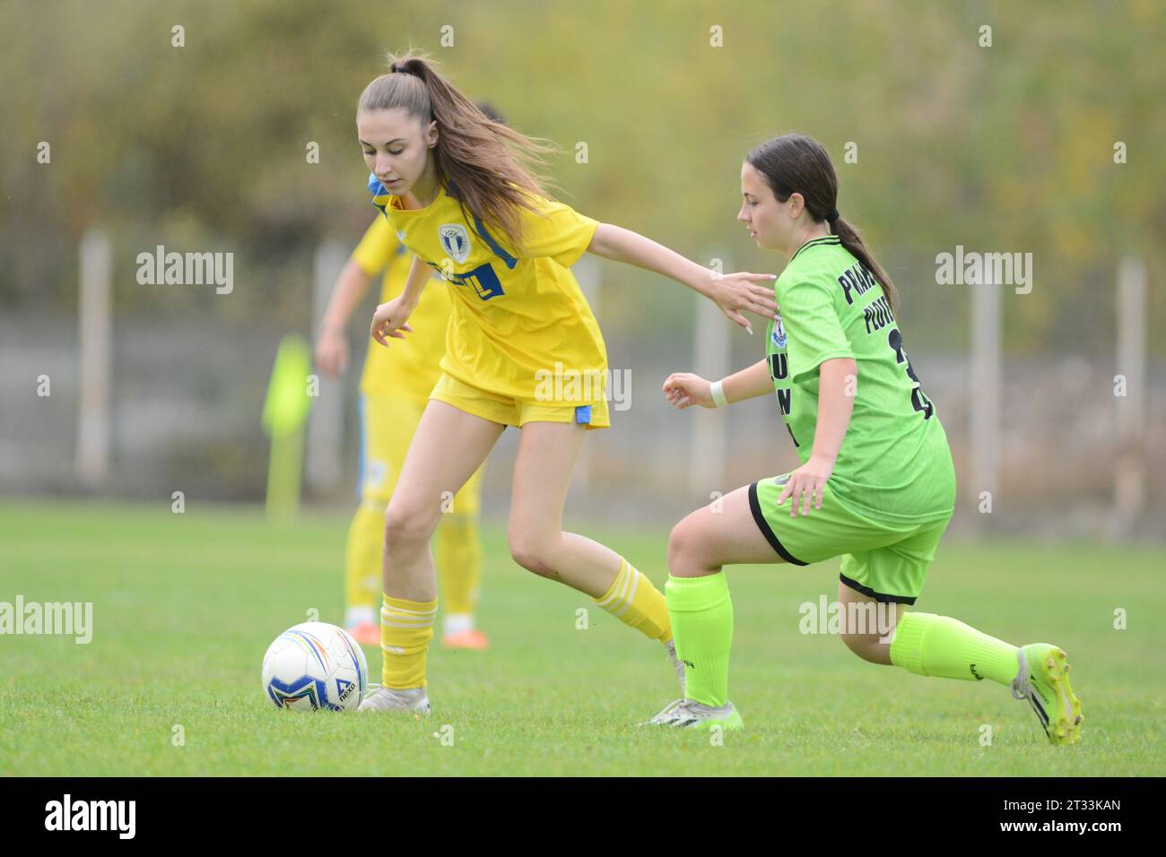 Football féminin : Roumanie 3 ème match de Ligue entre Prahova CSU Ploiesti vs FC Petrolul Ploiesti , Stadion Metalul Filipestii de Padure , 22.10.2023 Banque D'Images