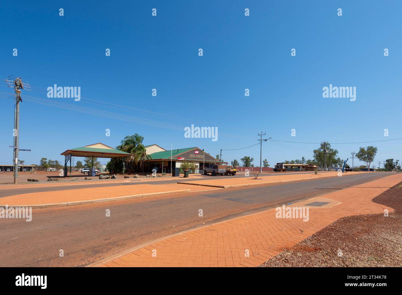 Rue principale de la ville reculée de Wiluna dans l'Outback, porte d'entrée de la Canning stock route, Australie occidentale, Australie Banque D'Images