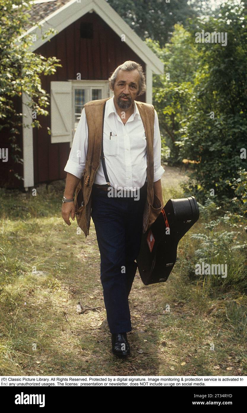 Cornelis Vreeswijk. Auteur-compositeur-interprète suédois, poète et acteur d'origine néerlandaise. Né le 8 août 1937 - 12 novembre 1987. Cornelis Vreeswijk est considéré comme l'un des troubadours les plus influents et les plus réussis de Suède. 1985. Banque D'Images