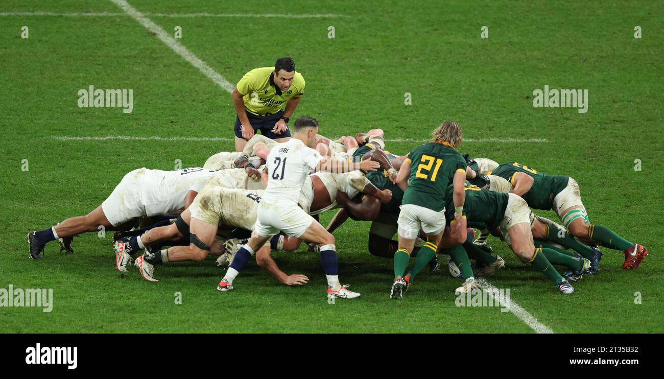 Saint Denis, France. 21 octobre 2023. Scrum en demi-finale entre l'Angleterre et l'Afrique du Sud de la coupe du monde de Rugby 2023 crédit : Mickael Chavet/Alamy Live News Banque D'Images