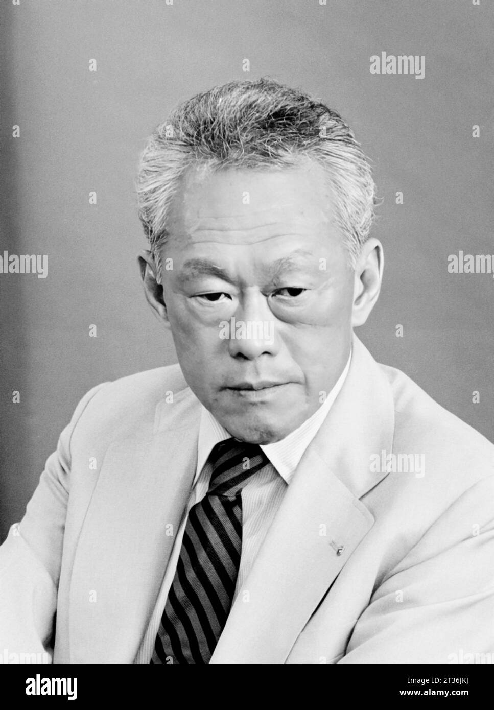 Lee Kuan Yew. Portrait de l'ancien Premier ministre de Singapour, Harry Lee Kuan Yew (1923-2015) par Warren K Leffler, 1982 Banque D'Images