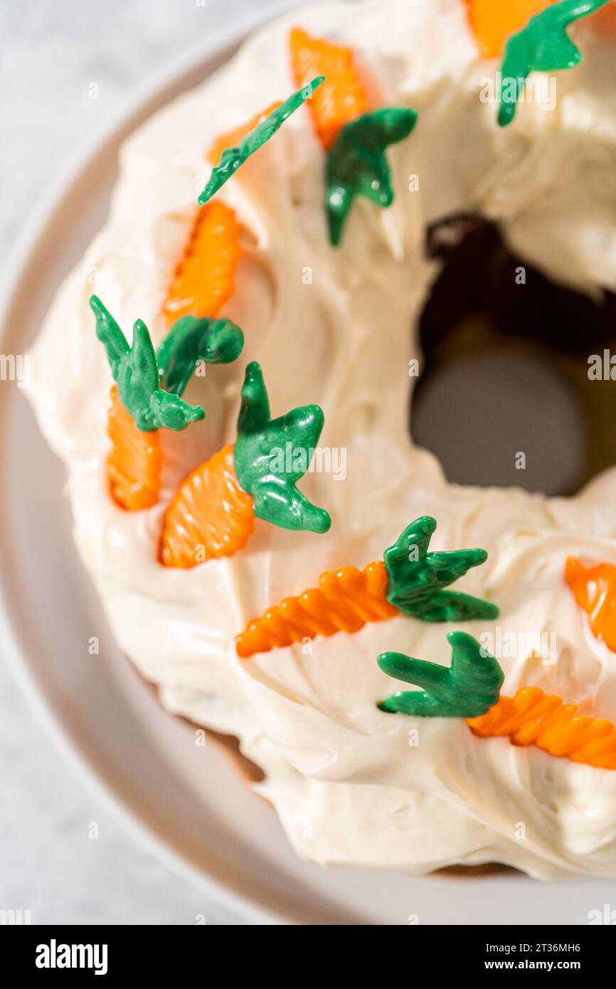 Gâteau de carotte avec glaçage au fromage à la crème Banque D'Images