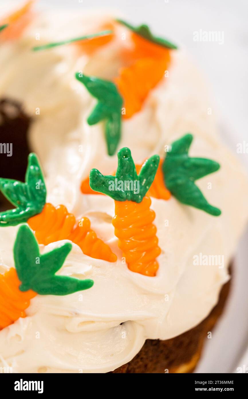 Gâteau de carotte avec glaçage au fromage à la crème Banque D'Images