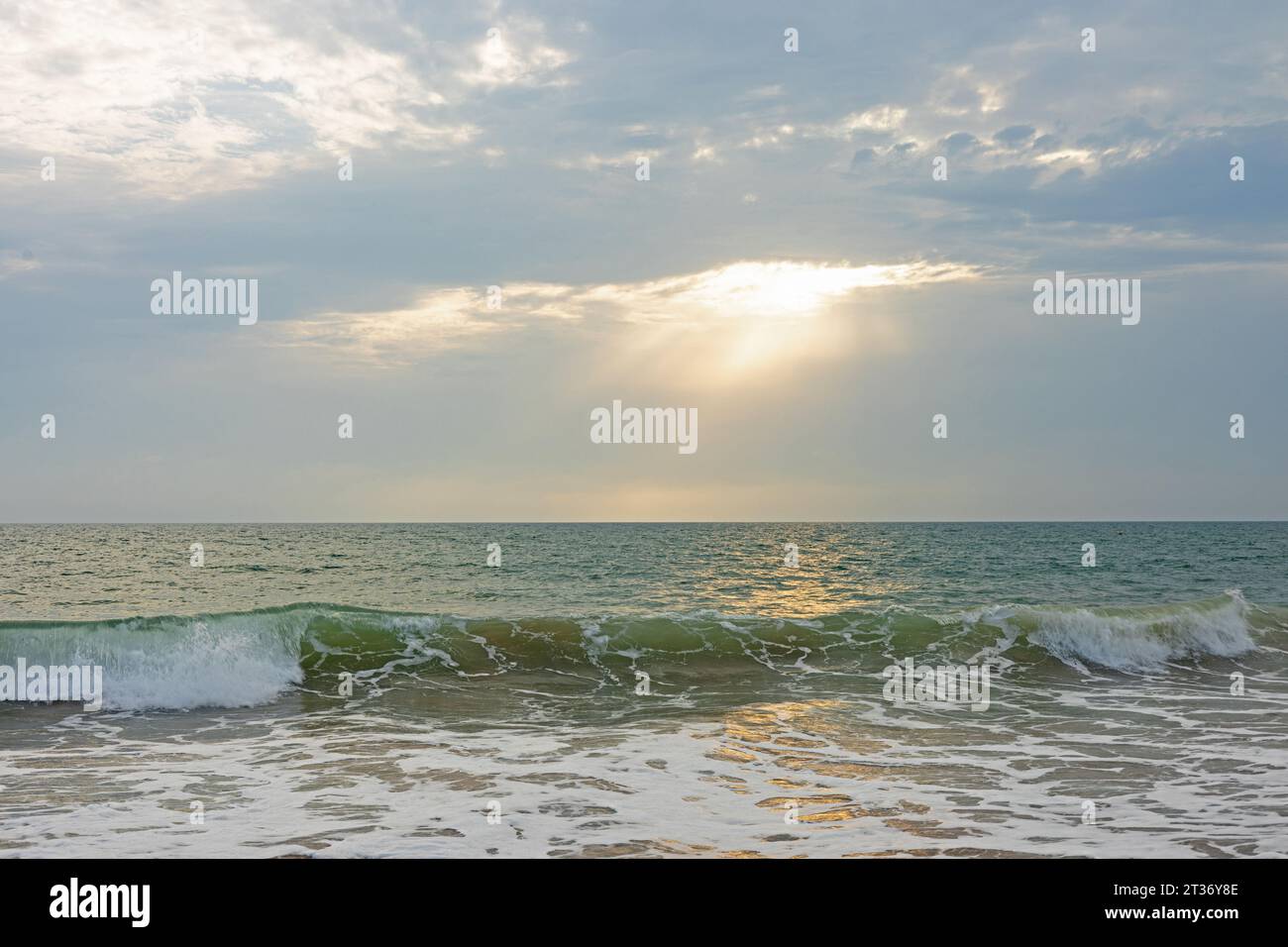 Océan atlantique et plage à Matalascanas Banque D'Images