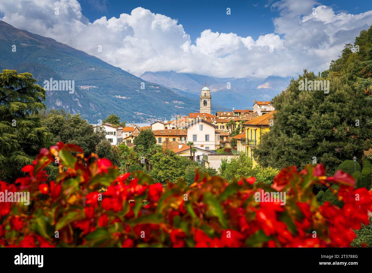 Paysage avec la ville de Bellagio dans la région du lac de Côme, Italie Banque D'Images
