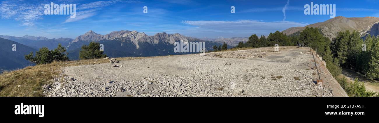 Sur forte Pramand, vue sur les Alpes italiennes, Val di Susa, Piémont, Italie Banque D'Images