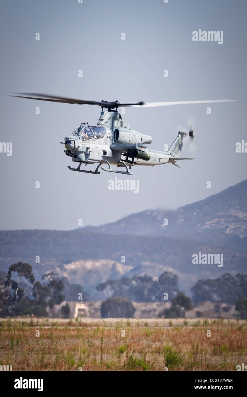 Miramar, Californie, États-Unis - 24 septembre 2023 : un AH-1Z Viper, faisant partie de la Marine Air Ground Task Force (MAGTF) au salon aéronautique américain 2023. Banque D'Images