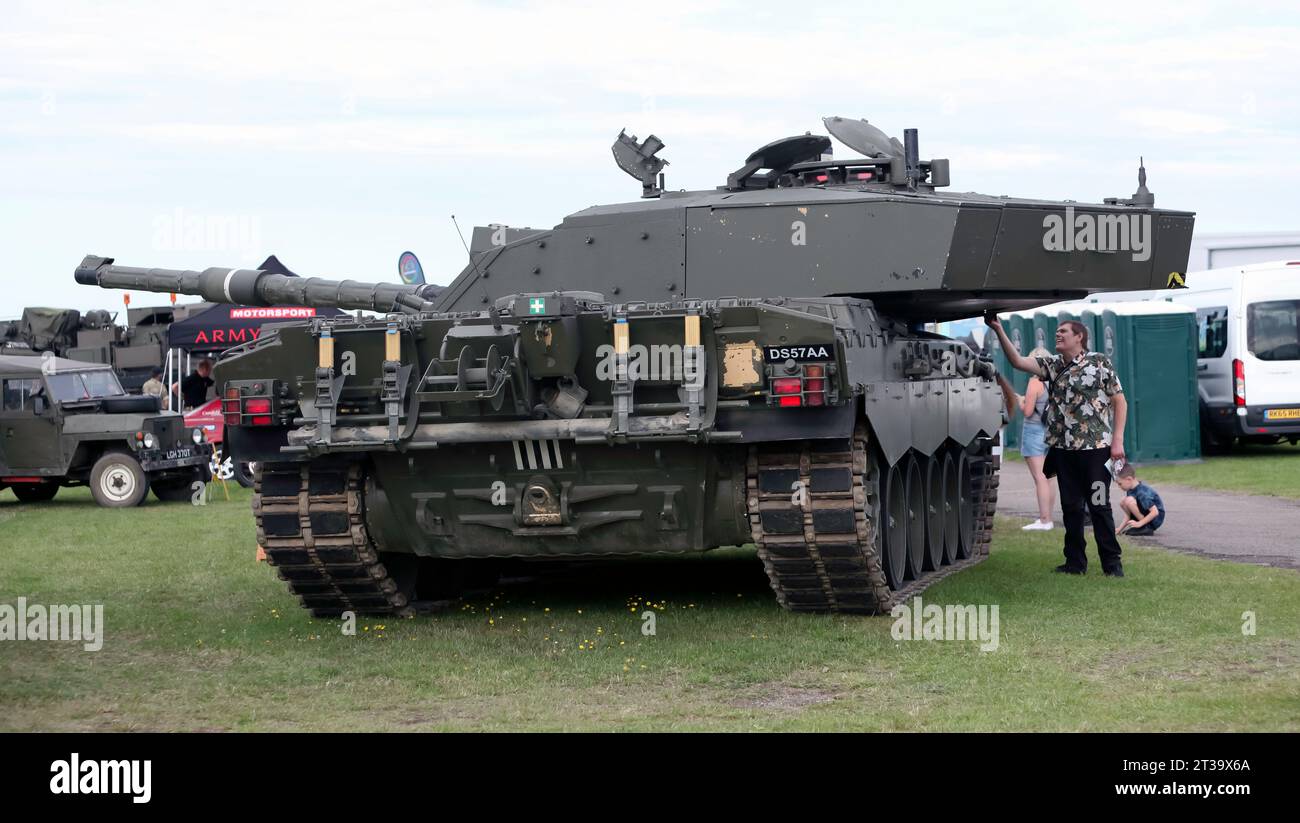 Challenger II, char de combat principal de l'armée britannique, exposé au salon de l'automobile britannique de Farnborough en 2023 Banque D'Images