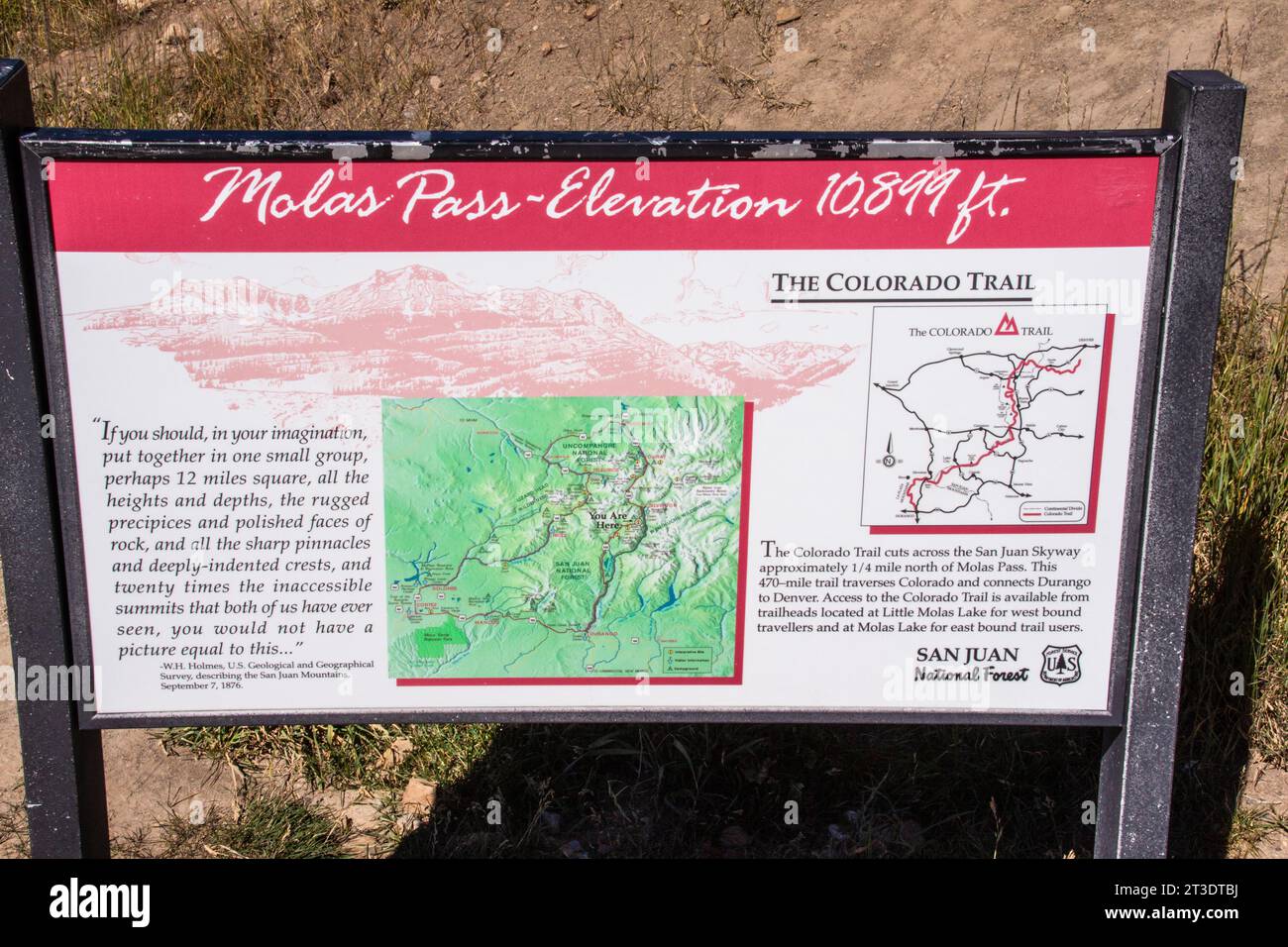 Signez à Molas Pass, sur l'US 550, la « million Dollar Highway », dans le Colorado. Cette partie de l'US 550 est incluse dans le San Juan Skyway Scenic Byway. Banque D'Images