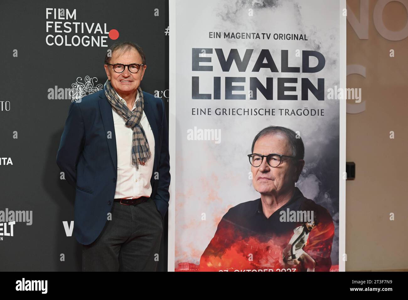 Ehemaliger deutscher Fußballspieler und -trainer.Ewald Lienen kommt zum projection des films Ewald Lienen - Eine griechische Tragödie beim 33. Festival du film Cologne, FFCGN in den Kölner Filmpalast *** l'ancien footballeur et entraîneur allemand Ewald Lienen vient à la projection du film Ewald Lienen Une tragédie grecque au Festival du film de Cologne 33, FFCGN au Filmpalast de Cologne crédit : Imago/Alamy Live News Banque D'Images