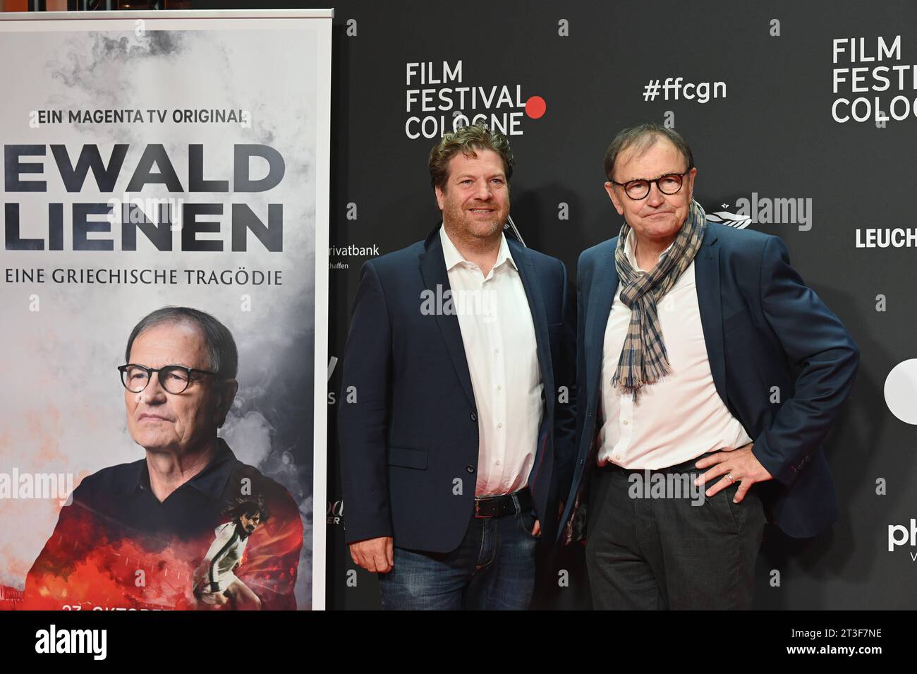 Arnim Butzen Senior Vice President TV & Entertainment für die Telekom Deutschland GmbH, l-r, und Ewald Lienen kommt zum projection des films Ewald Lienen - Eine griechische Tragödie beim 33. Festival du film Cologne, FFCGN in den Kölner Filmpalast *** Arnim Butzen Senior Vice President TV Entertainment pour Telekom Deutschland GmbH, l r, et Ewald Lienen vient à la projection du film Ewald Lienen Une tragédie grecque au Festival du film de Cologne 33, FFCGN au Filmpalast de Cologne. Crédit : Imago/Alamy Live News Banque D'Images