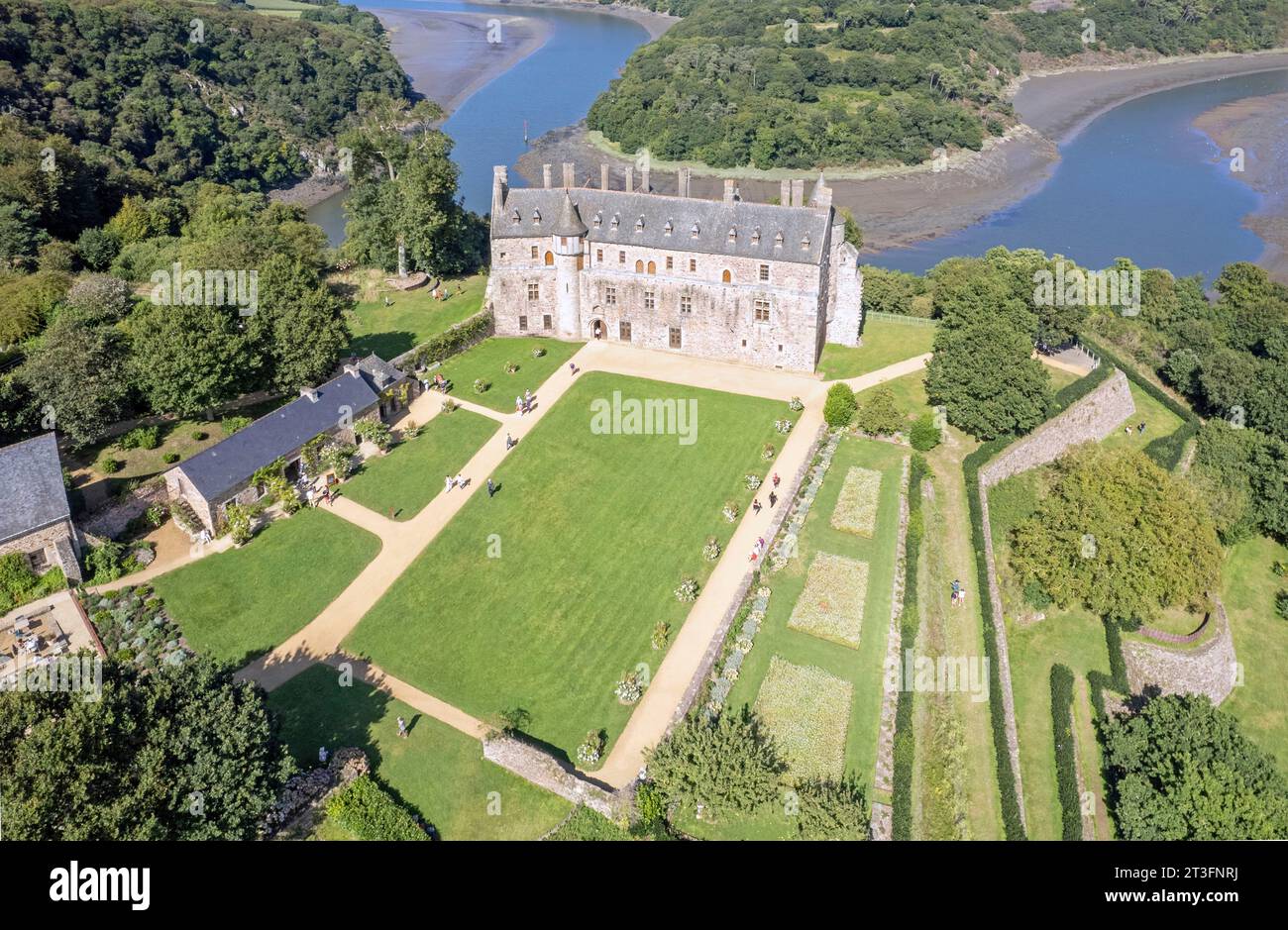 France, Côtes d'Armor, Ploezal, château de la Roche Jagu sur les rives de la Trieux (vue aérienne) Banque D'Images