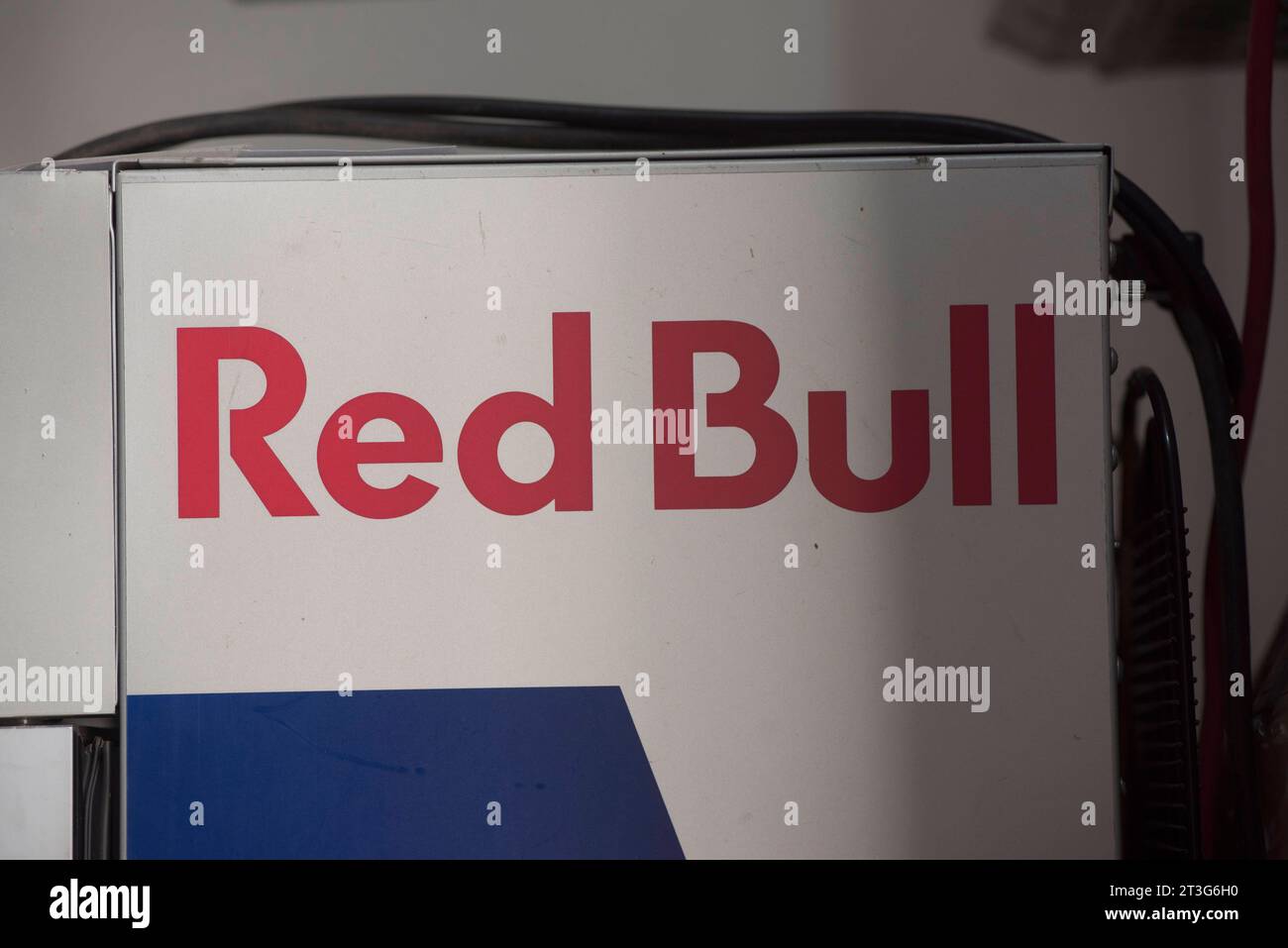 Redbull est Une boisson non alcoolisée très connue Redbull Une boisson non alcoolisée bien connue crédit : Imago/Alamy Live News Banque D'Images
