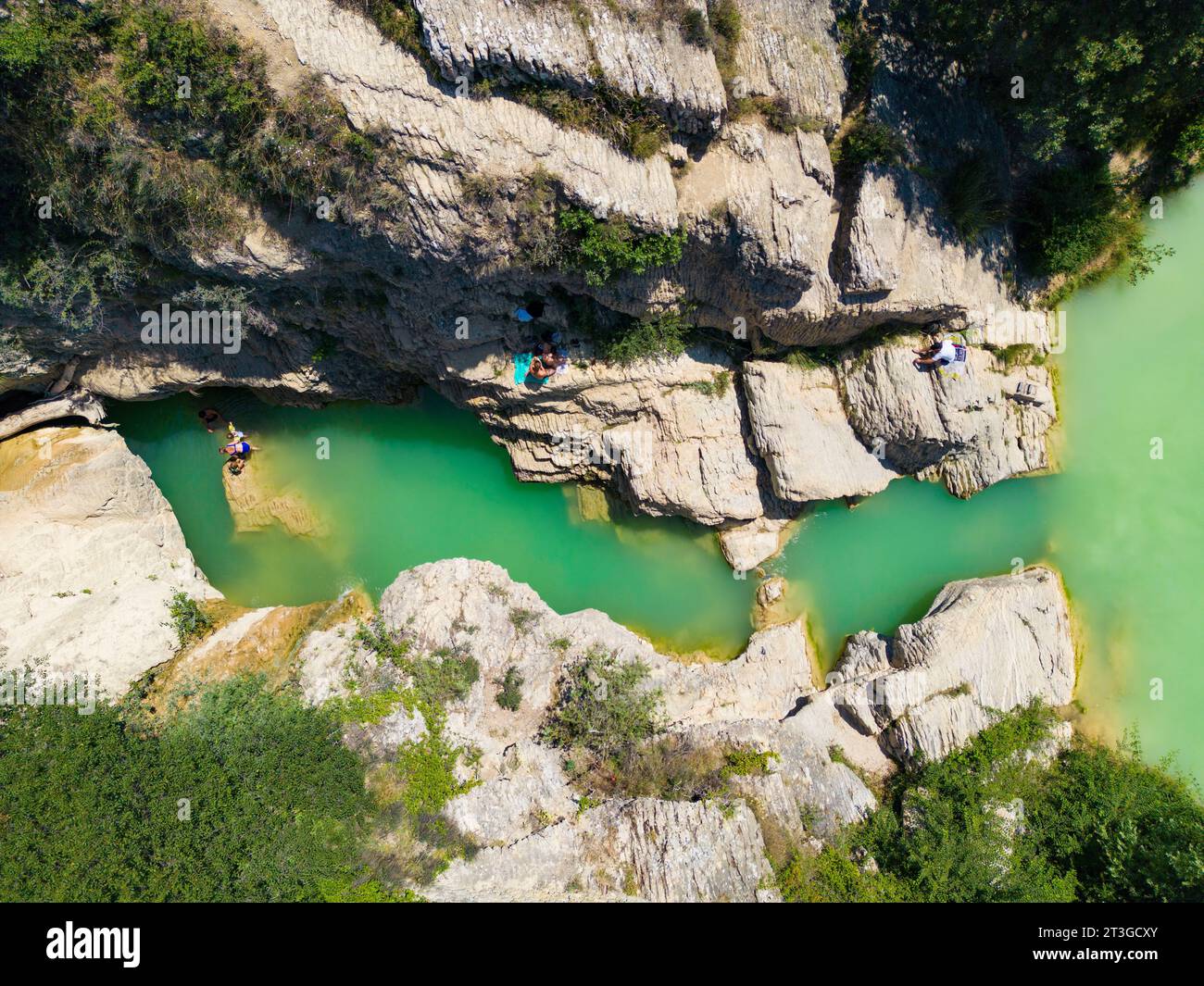France, Alpes de haute Provence, Parc naturel régional du Luberon, Lurs, cascade de Lurs (vue aérienne) (vue aérienne) Banque D'Images