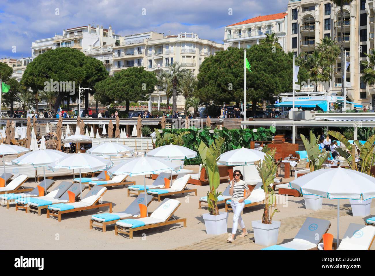 France, Alpes Maritimes, Cannes, Croisette, la Mome plage privée Banque D'Images